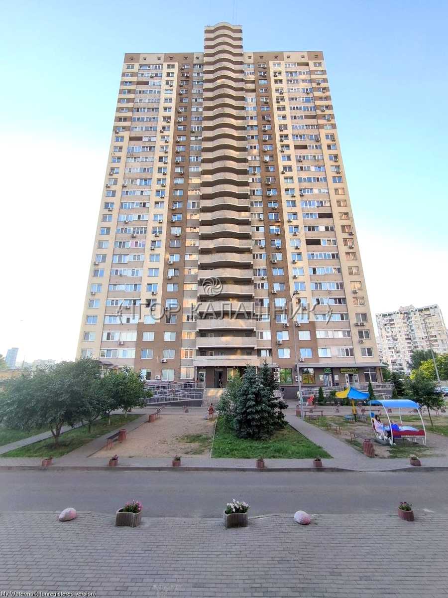 1872390057993701