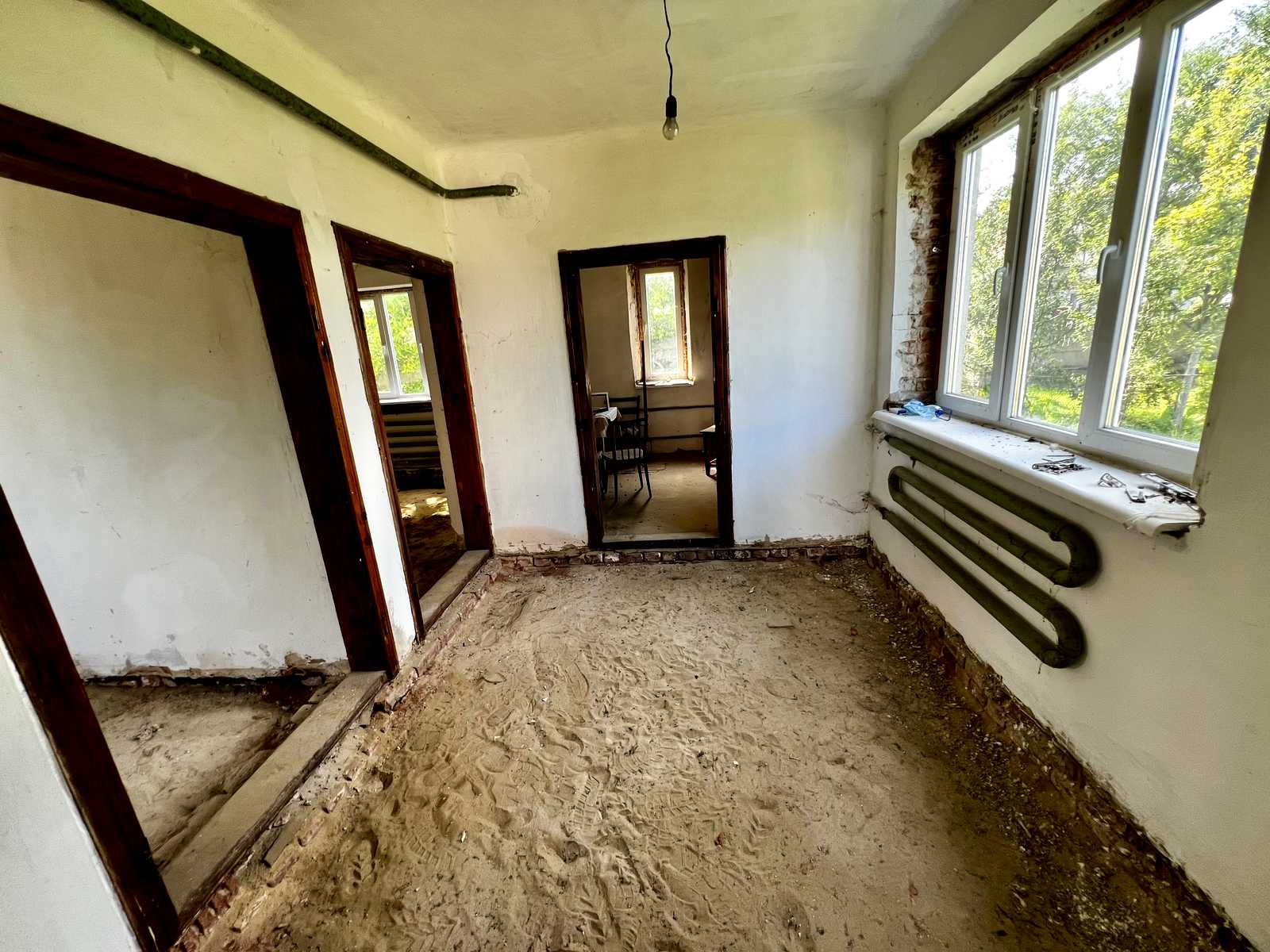 1872401044034419