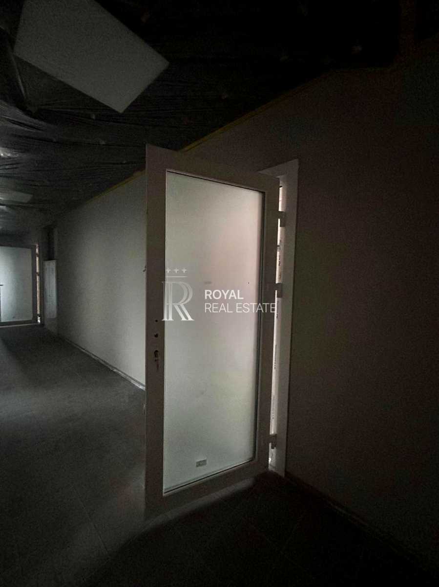 1872403886059203