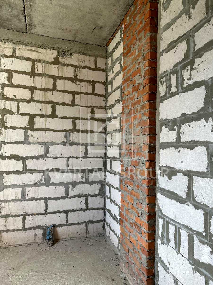 1872404635268012