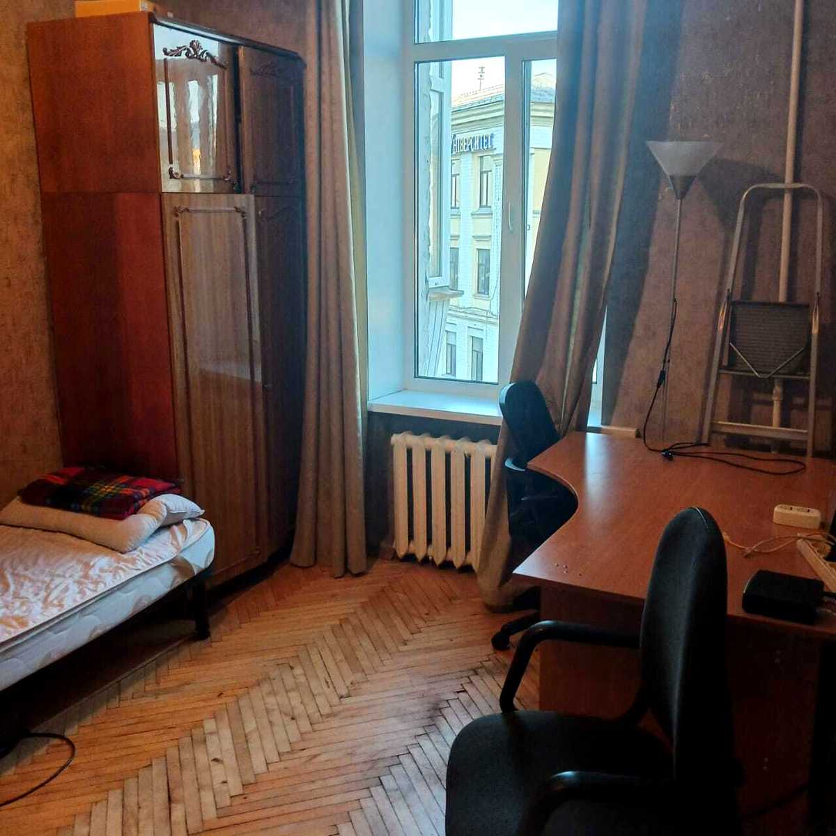 1872408354459066