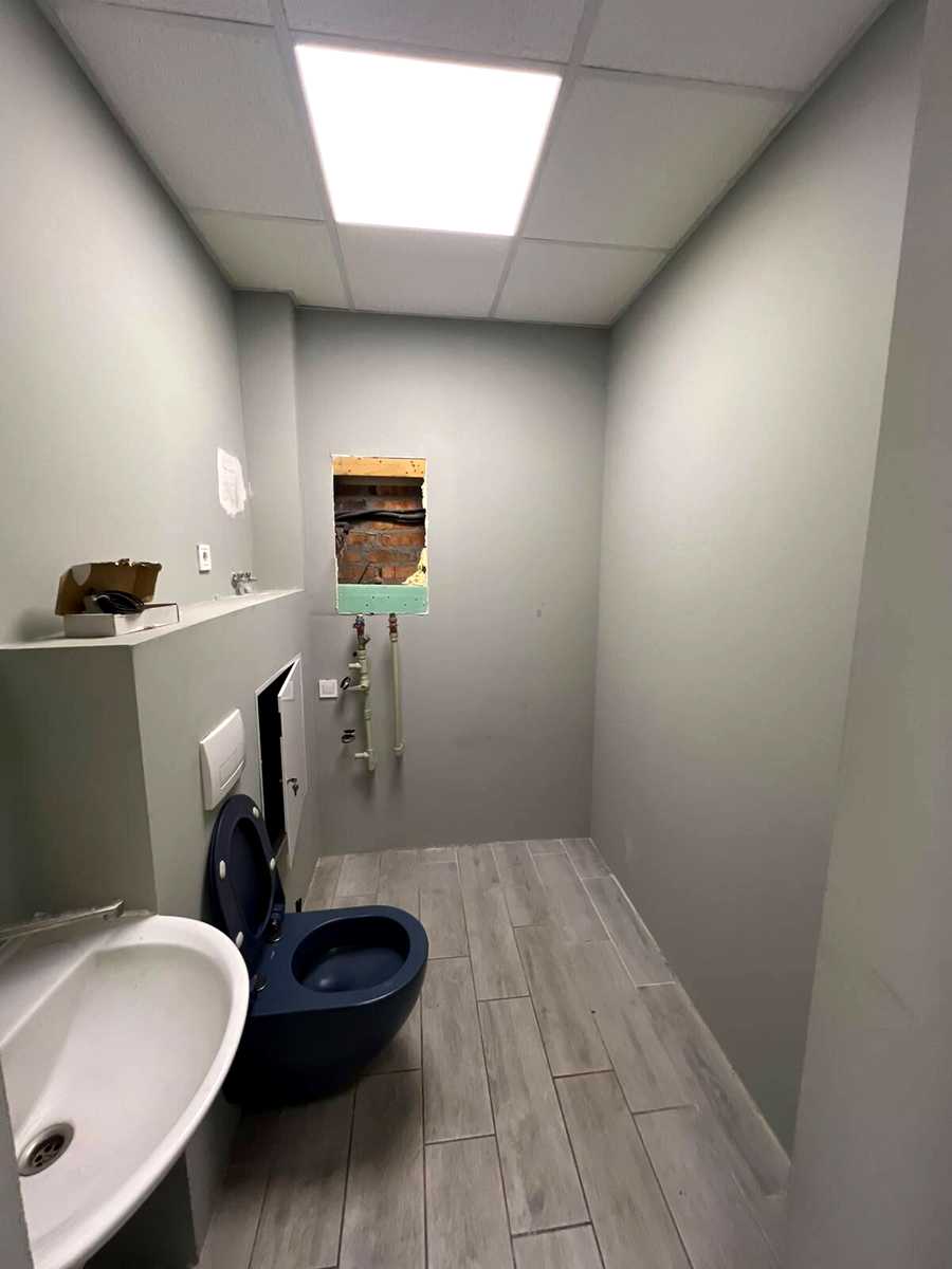 1872433736179873