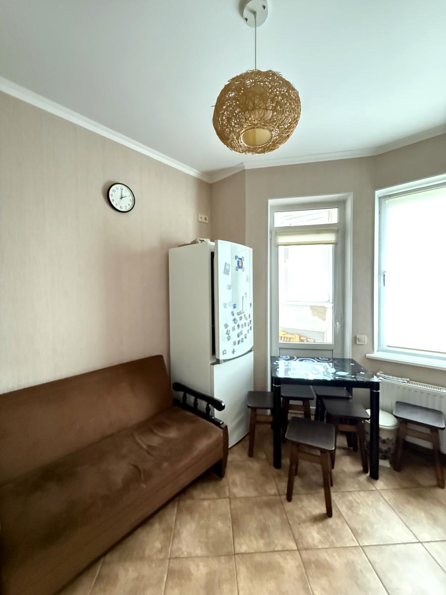 1-комнатная квартира по адресу ул. Радужный м-н (площадь 37 м²) - imageAlt 2 1-комнатная квартира по адресу ул. Радужный м-н (площадь 37 м²) - Atlanta.ua - imageAlt 2
