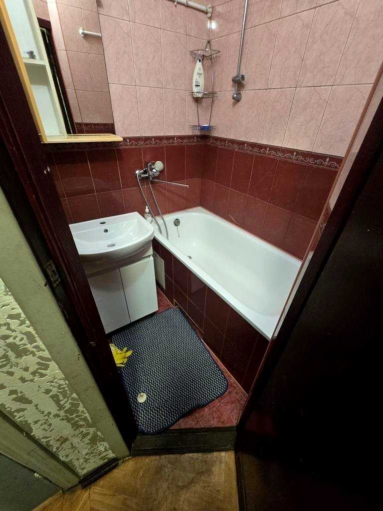1872438580913628