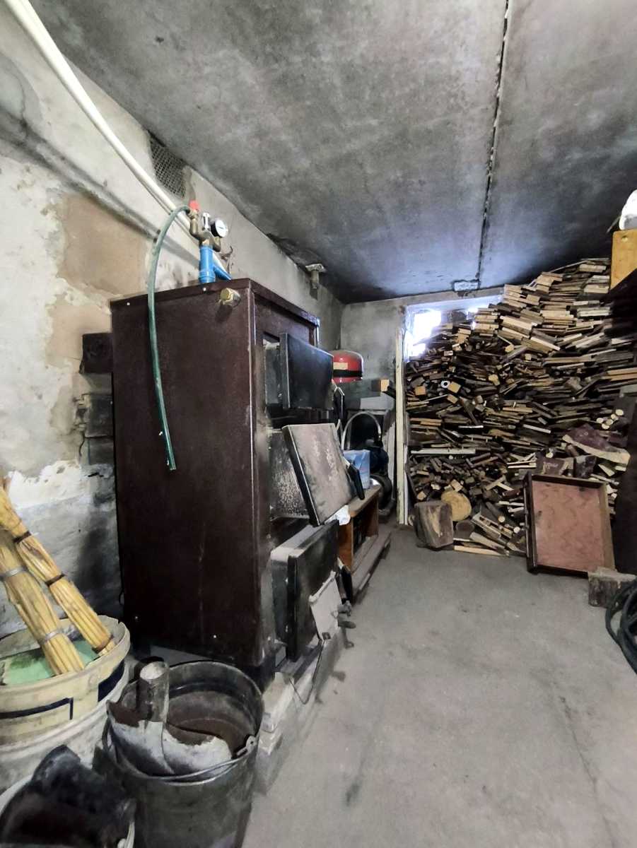 1872441533576993