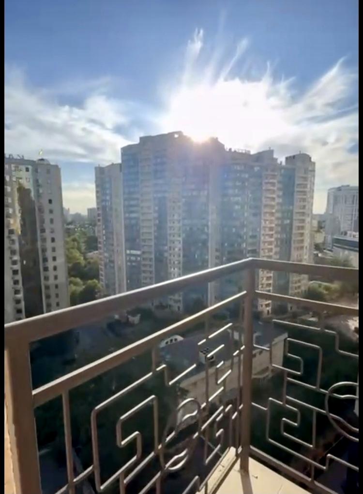 1872447222682425