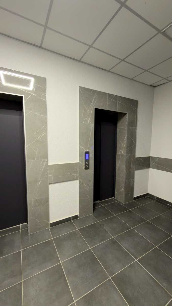 1872476658316162