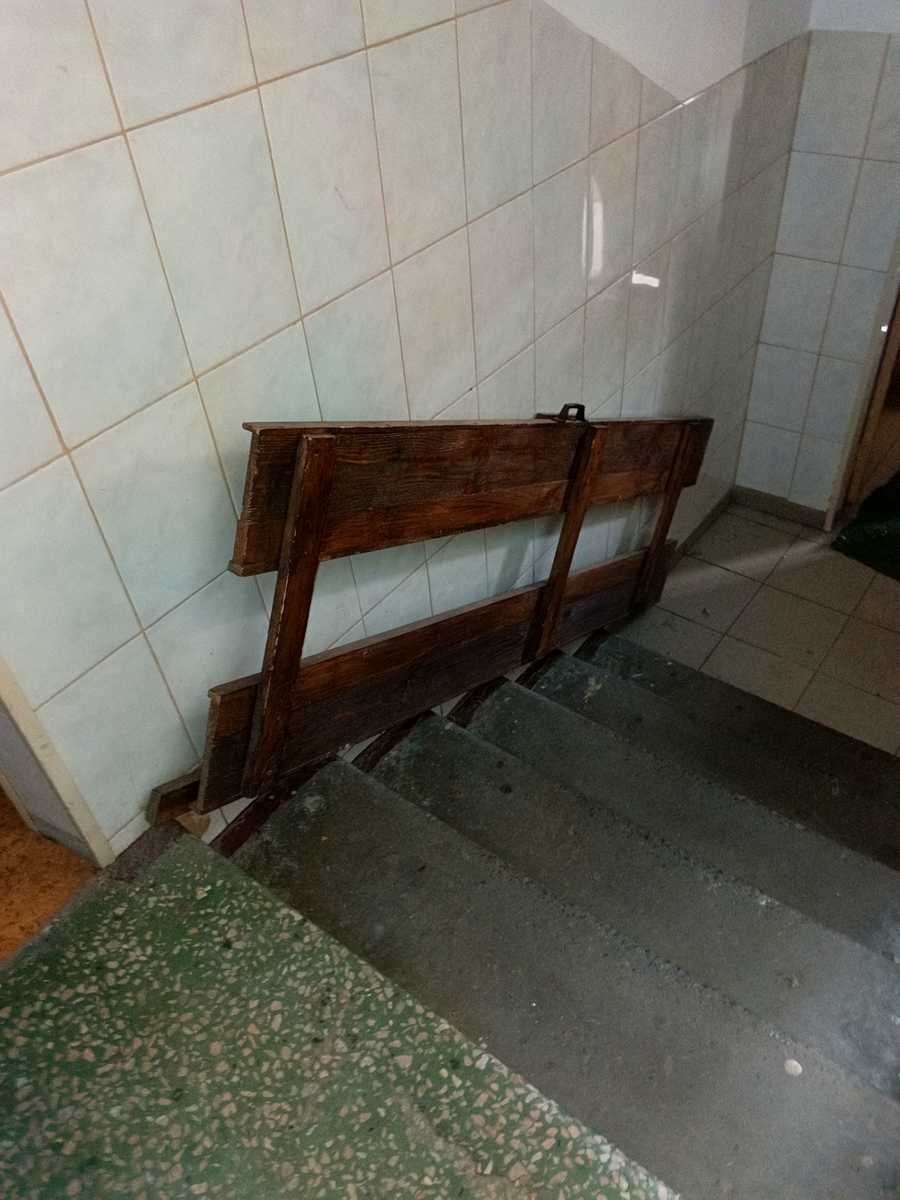 1872481438702831