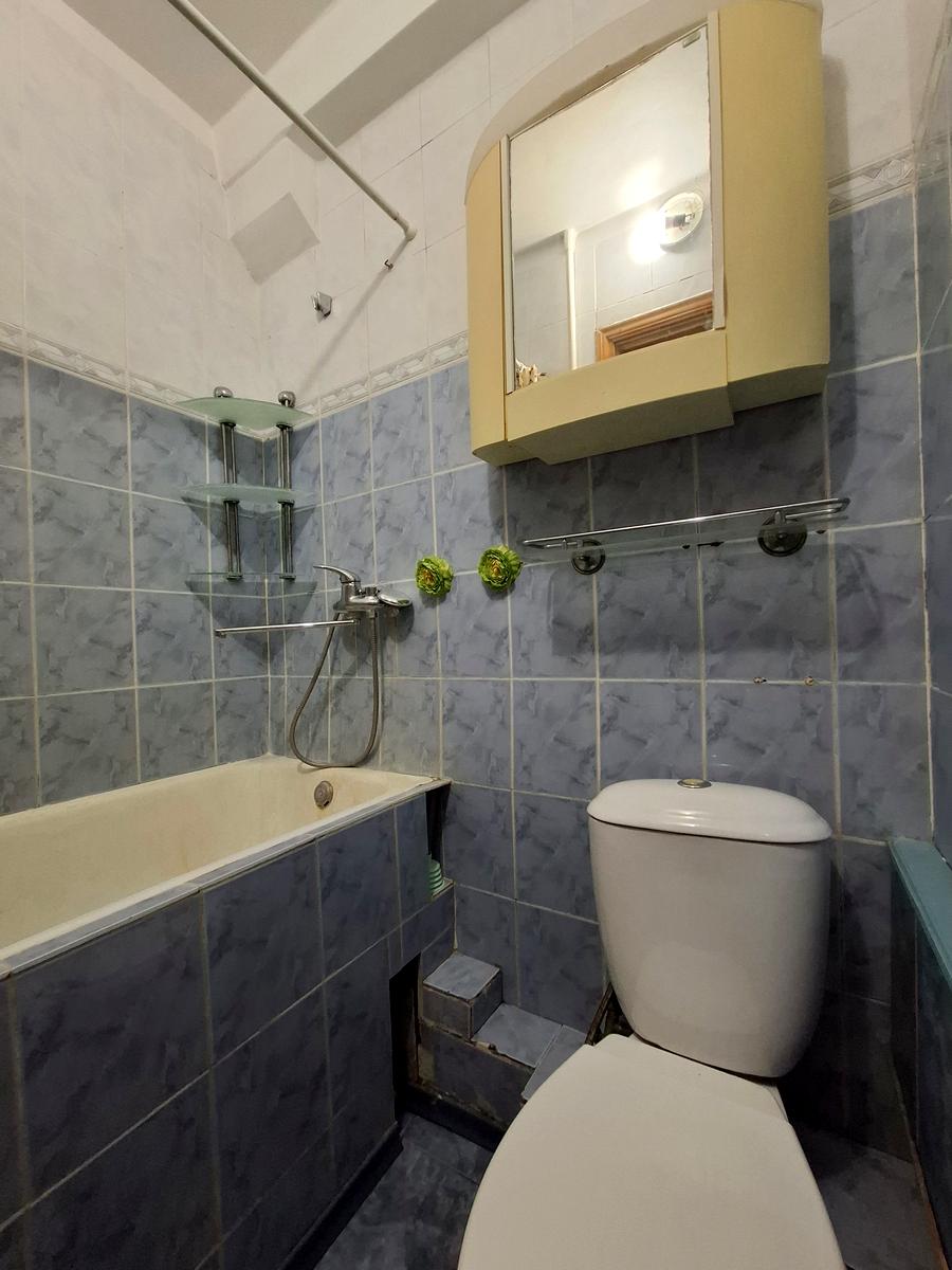 1872483438633278