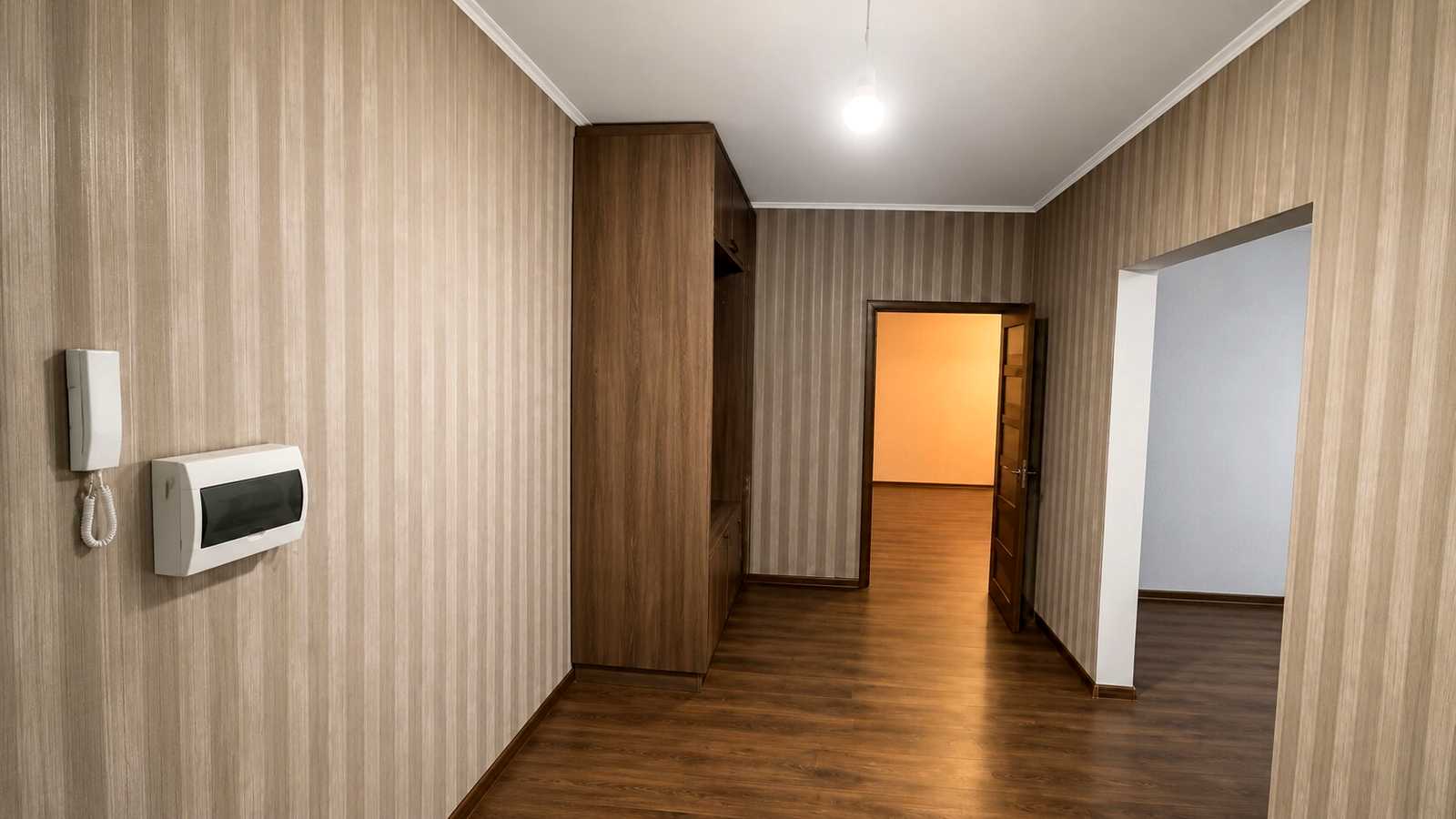 1872484356792345