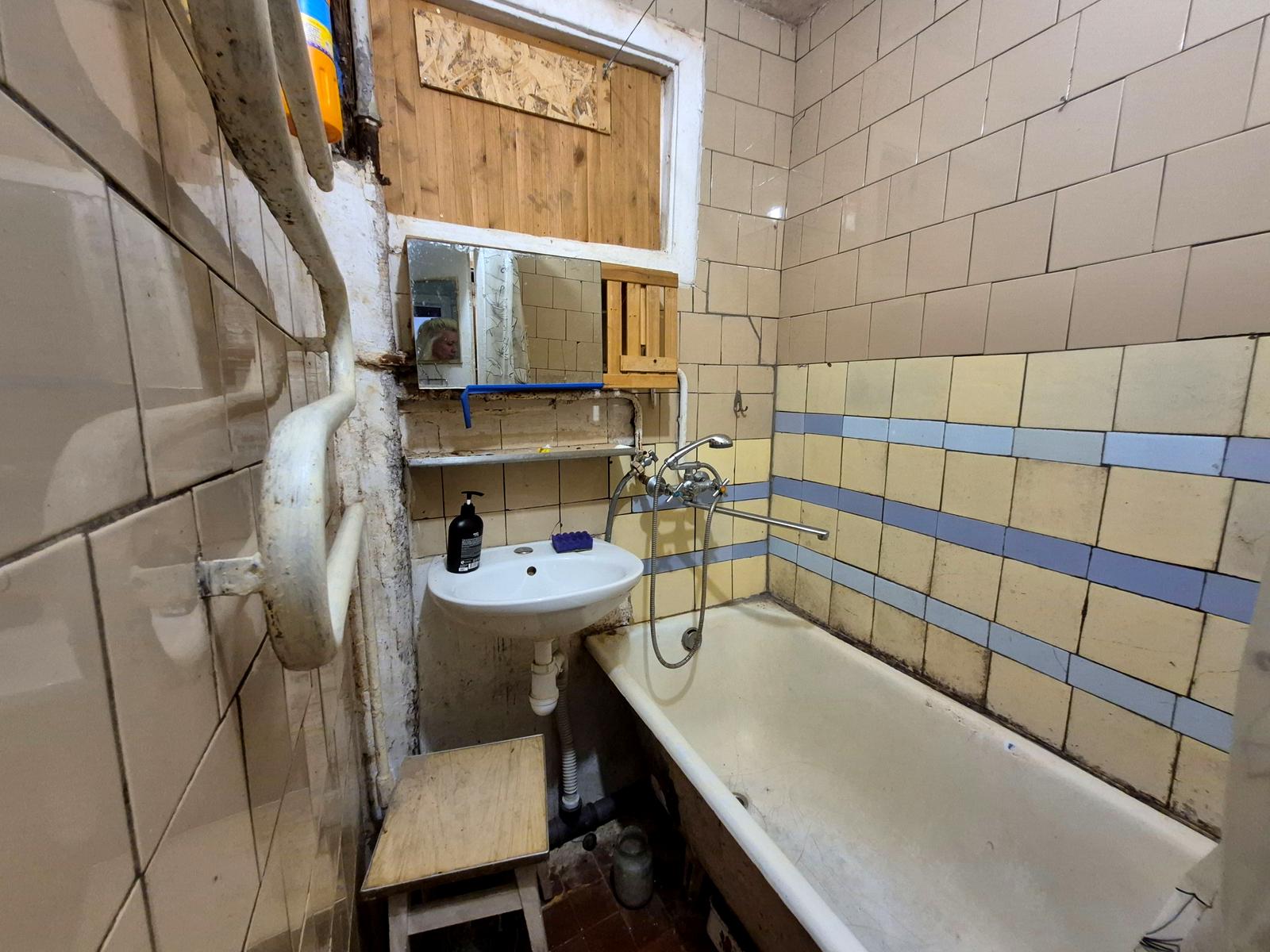 1872484476334577