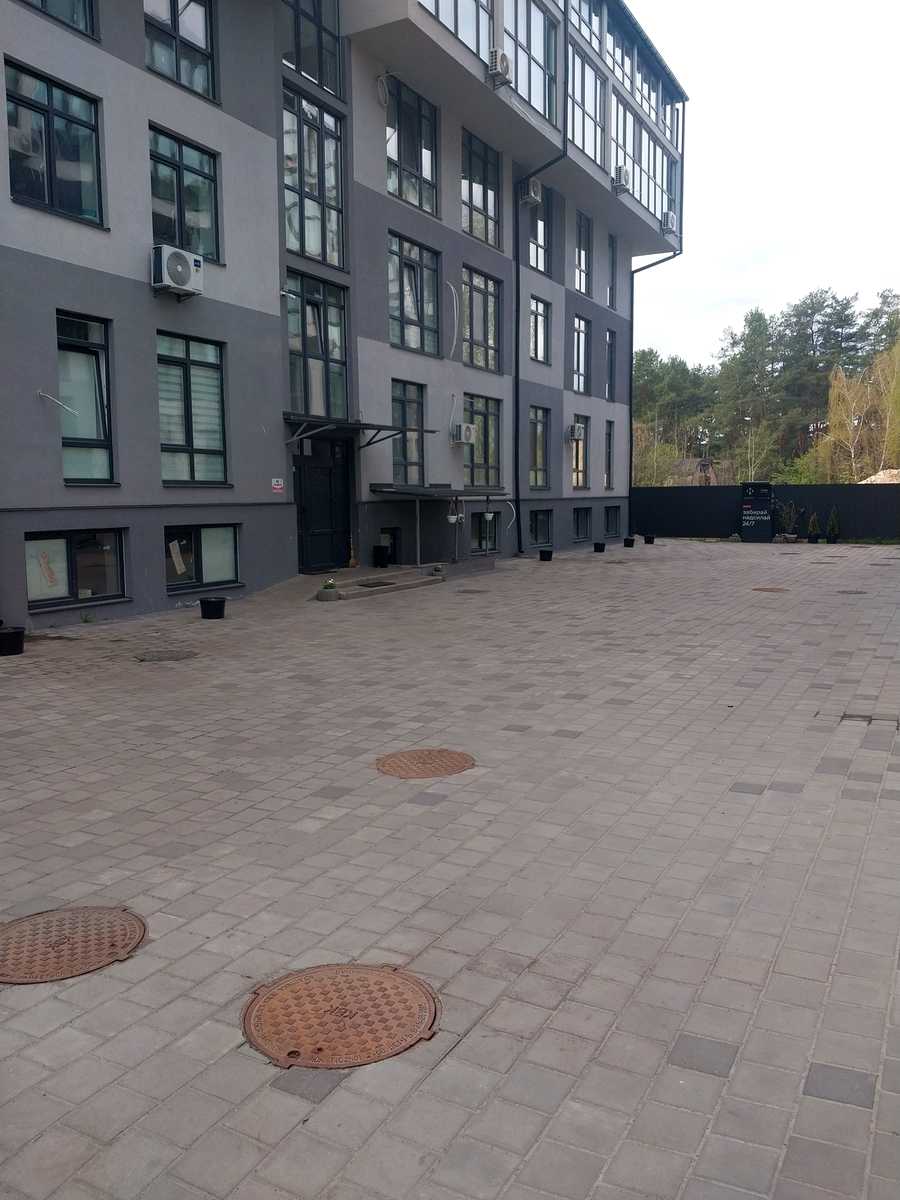 1872491525875606