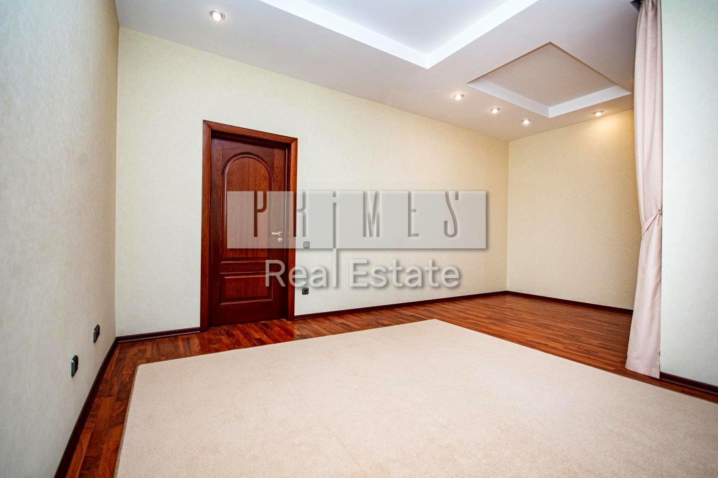 1872492862506555