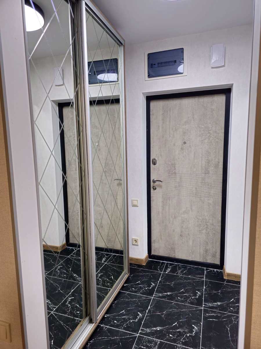 1872493449064848