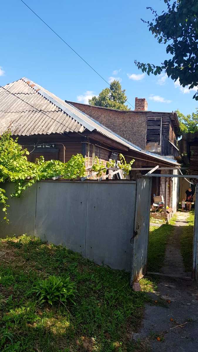 1872493555365393