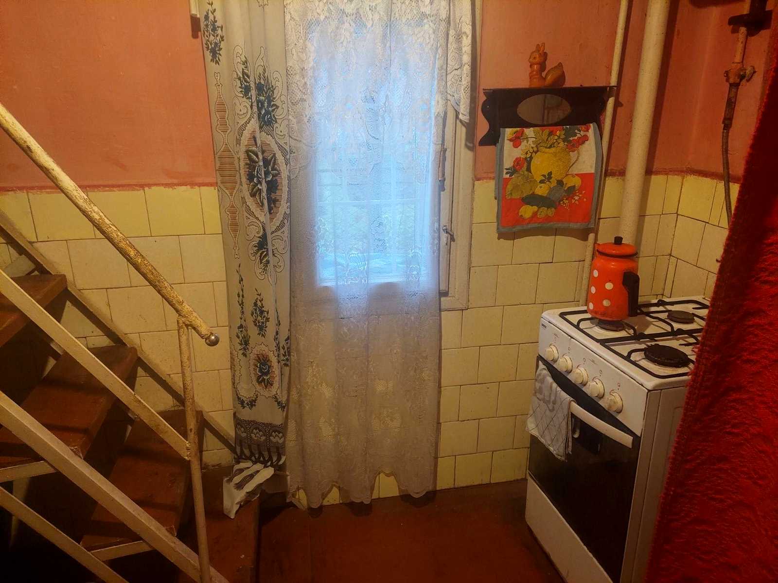 1872494636809342