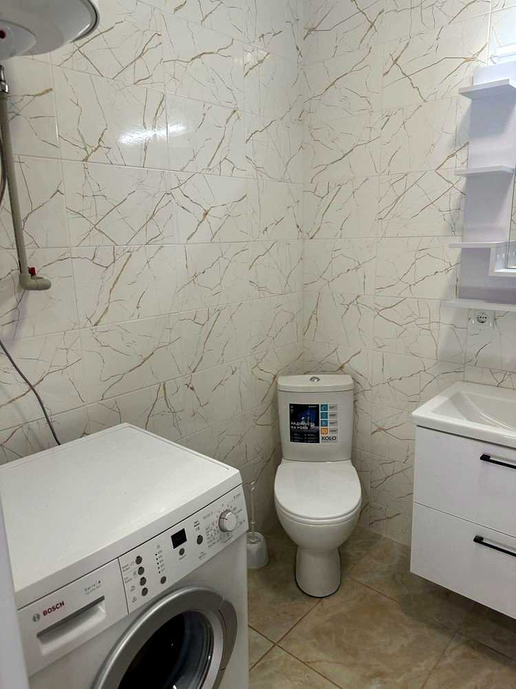 1872495157392151