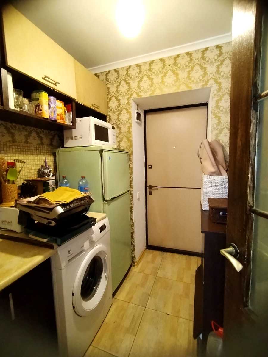 1872496313933748