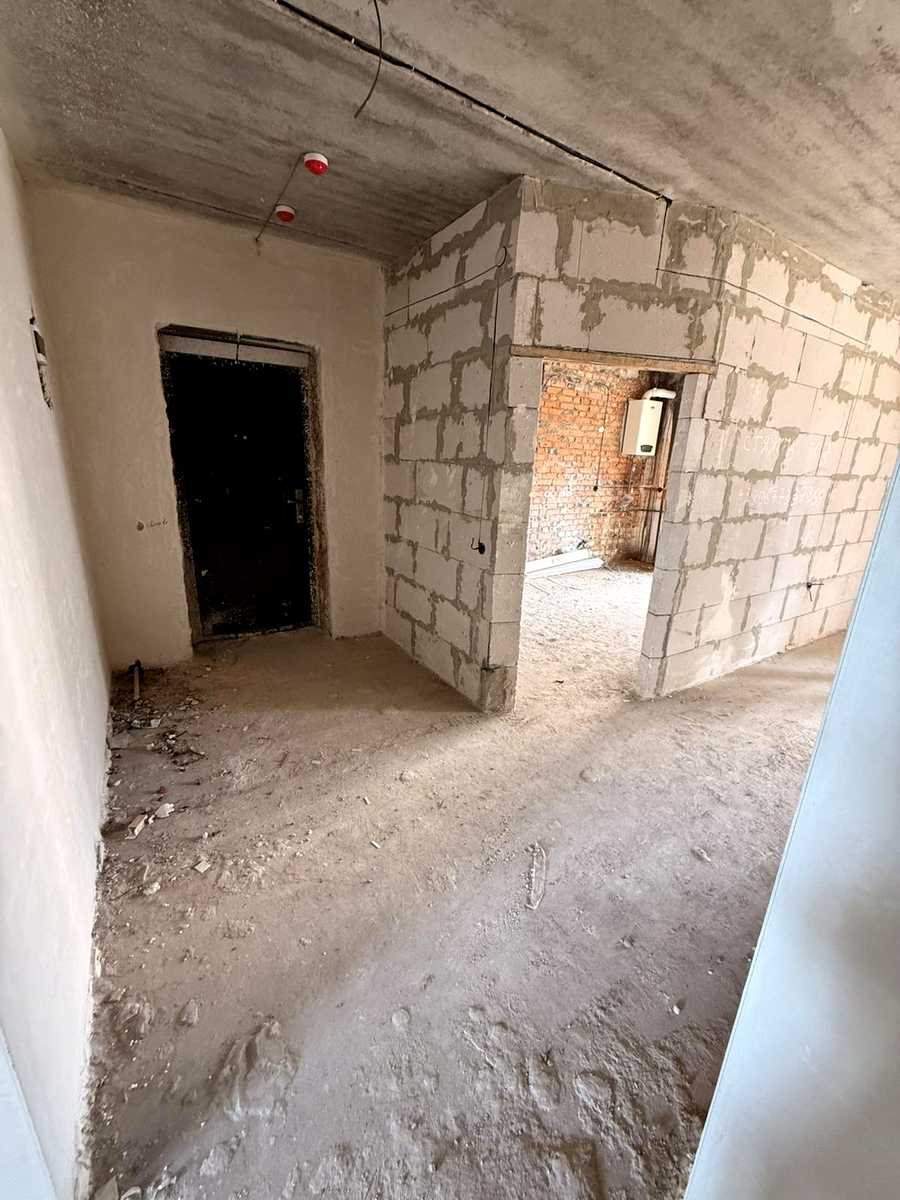 1872496425556946