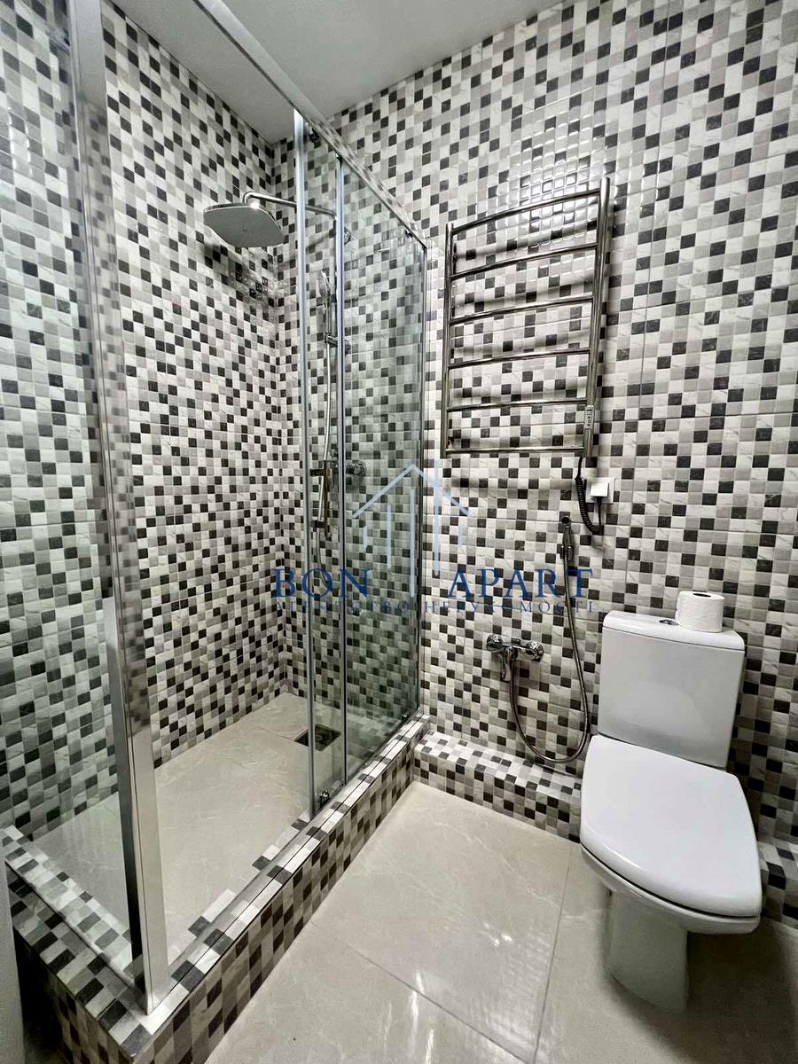 1872496952482958