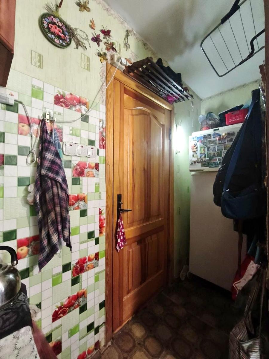 1872498274494024