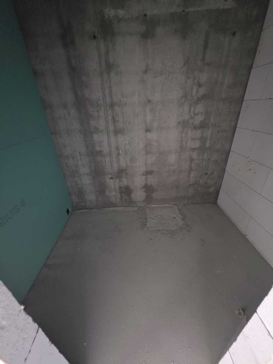 1872498286493304