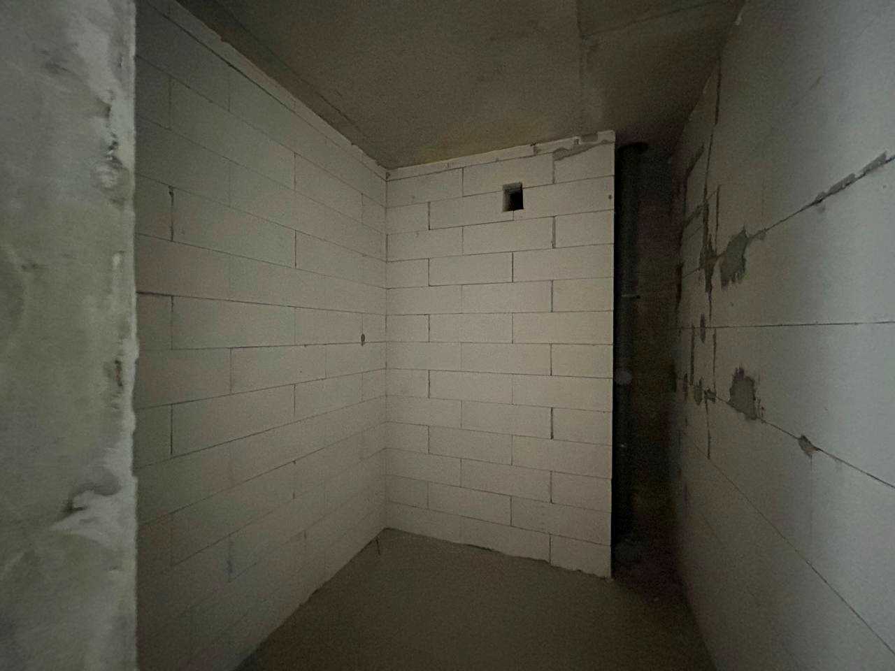 1872498317404404