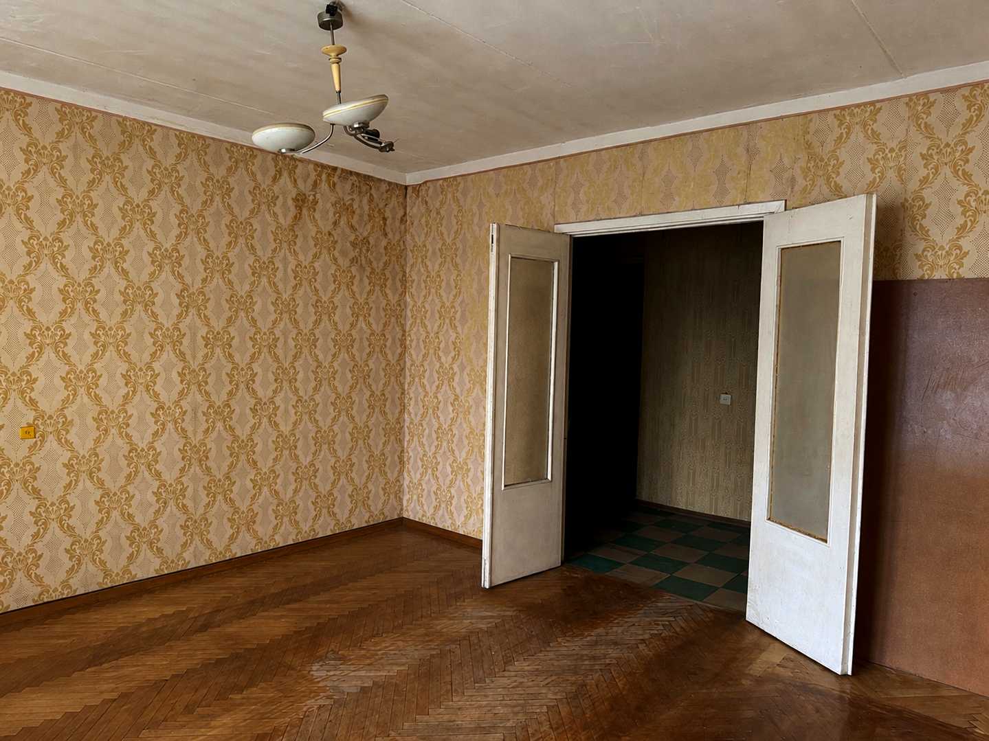 1872498881955431