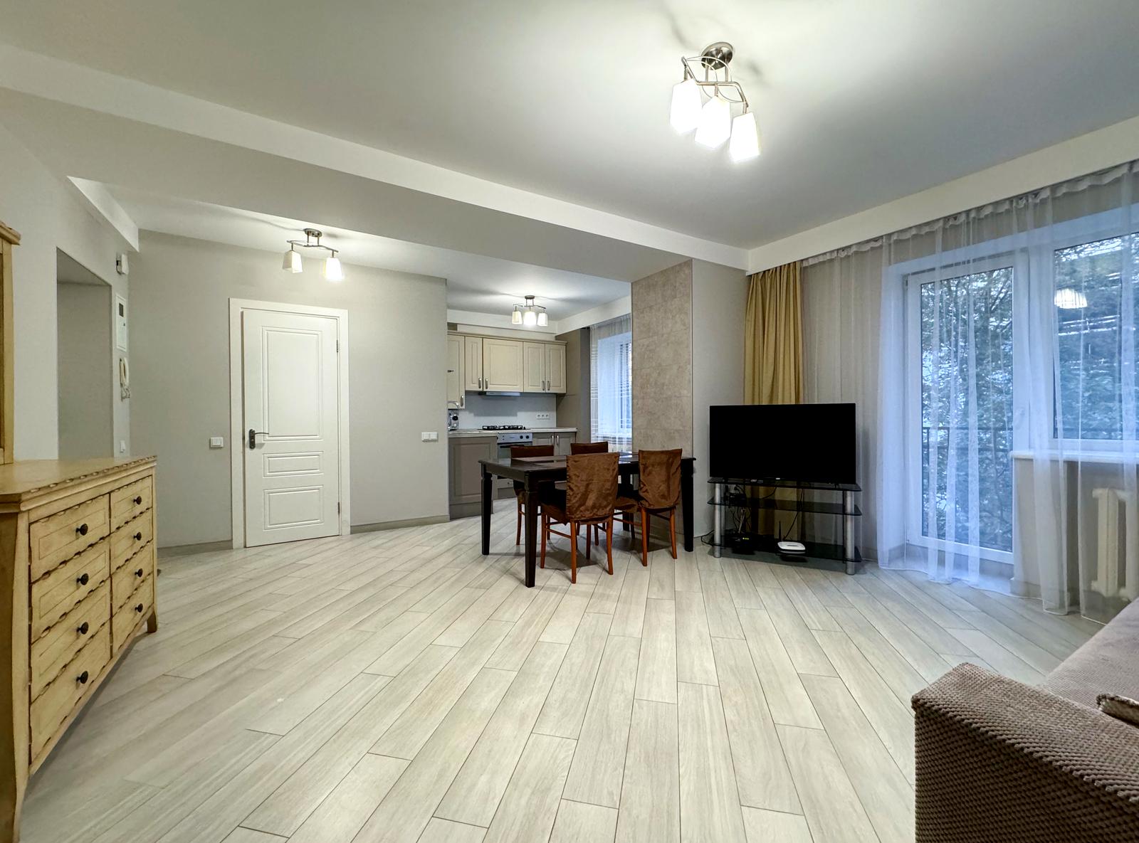 1872499949911144