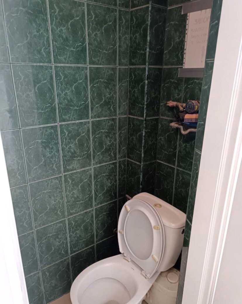 1872502118297952