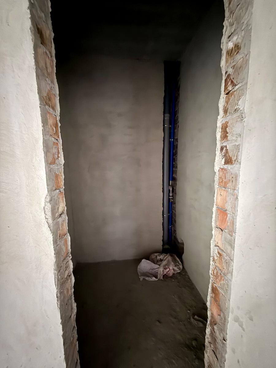 1872503305735850