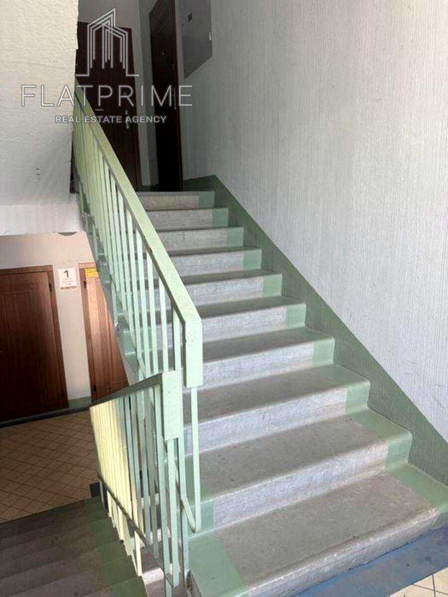 1872503453246393