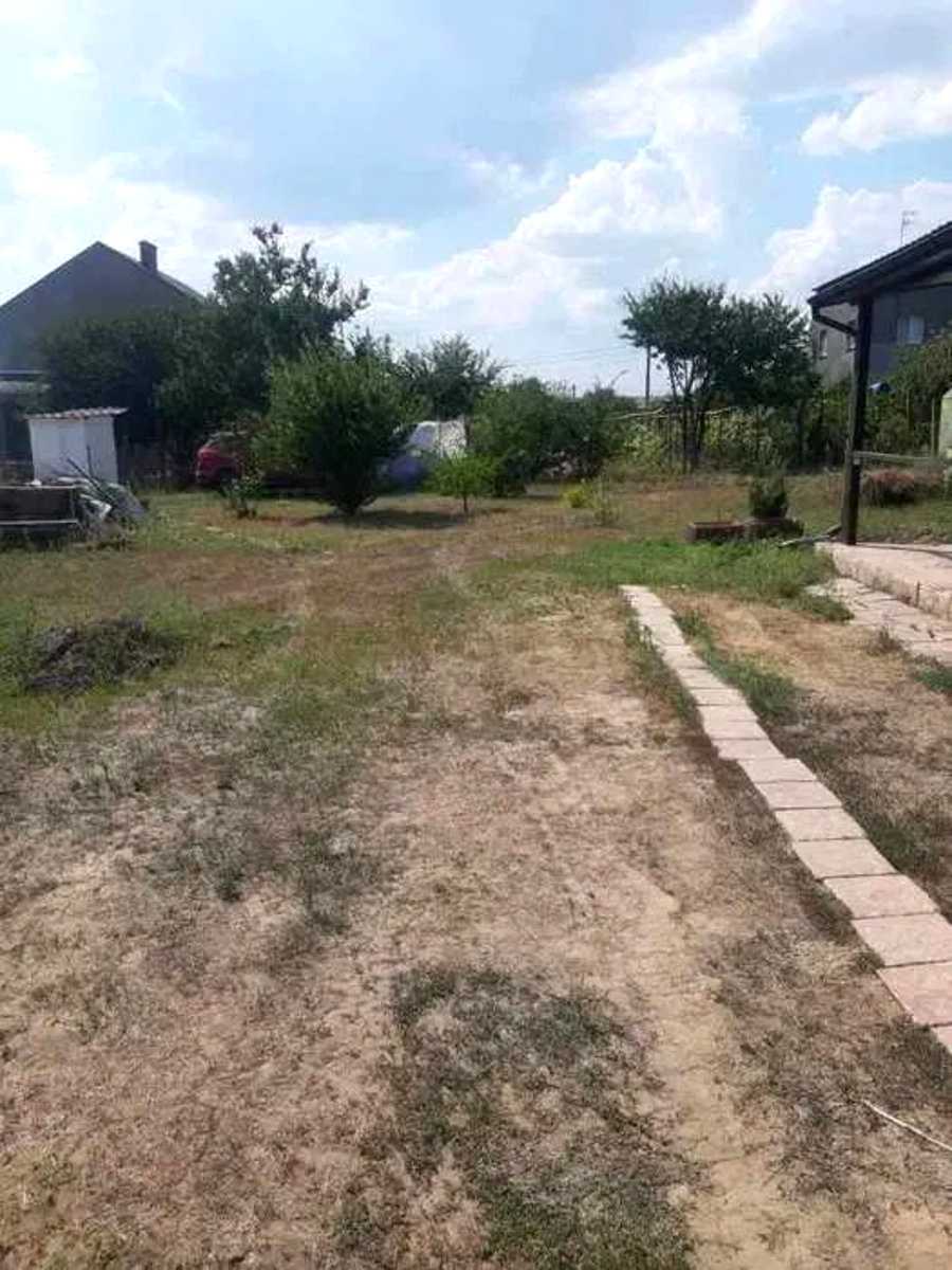 1872504731228778