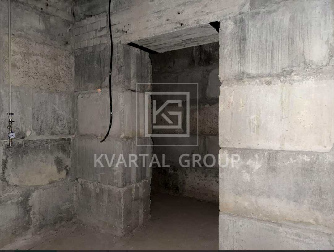 1872505498704386
