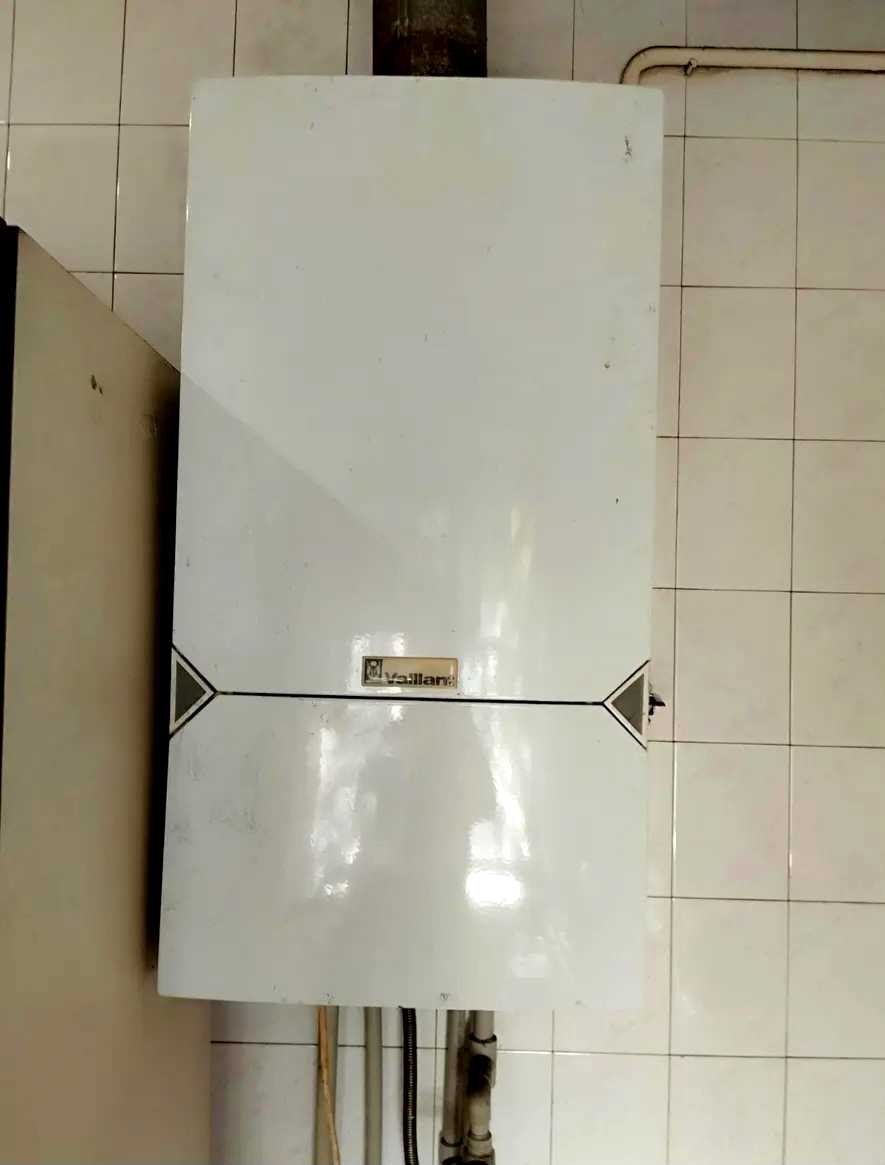 1872507078943322