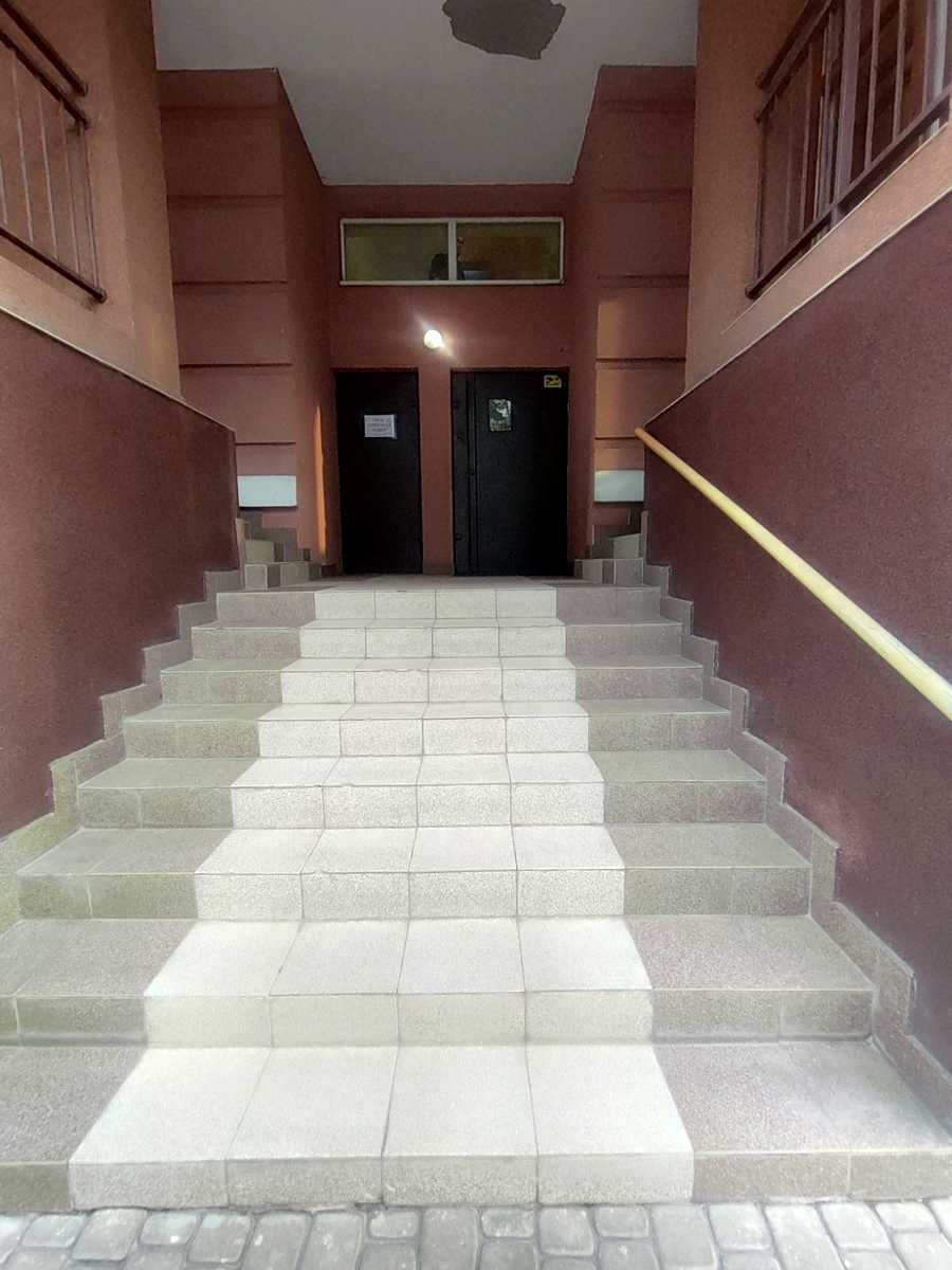 1872507221253765