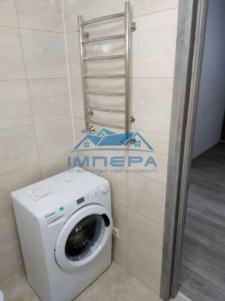 1872508149693726