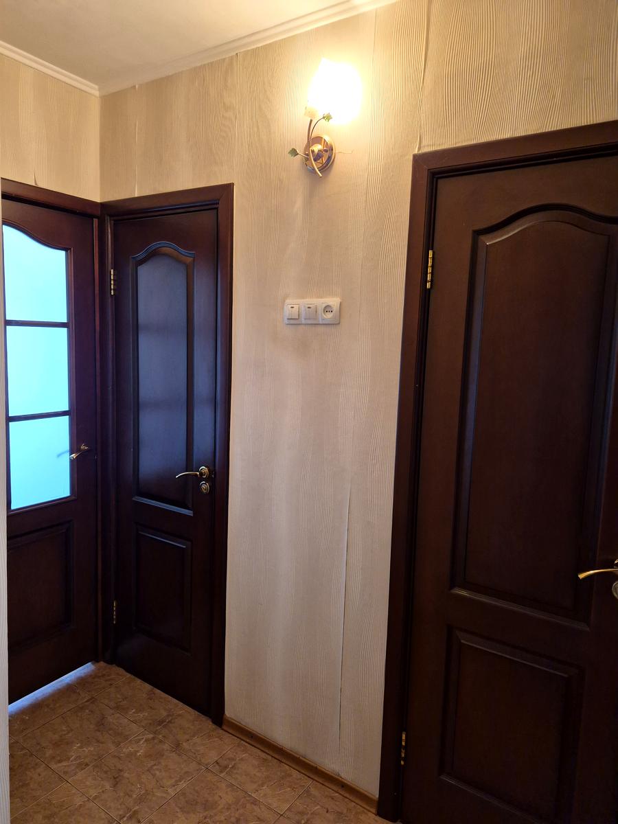 1872508591171500