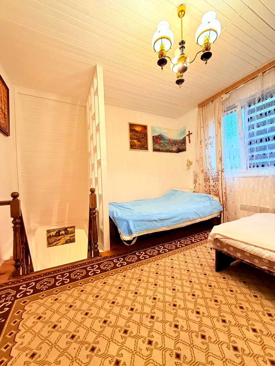 1872512480587946