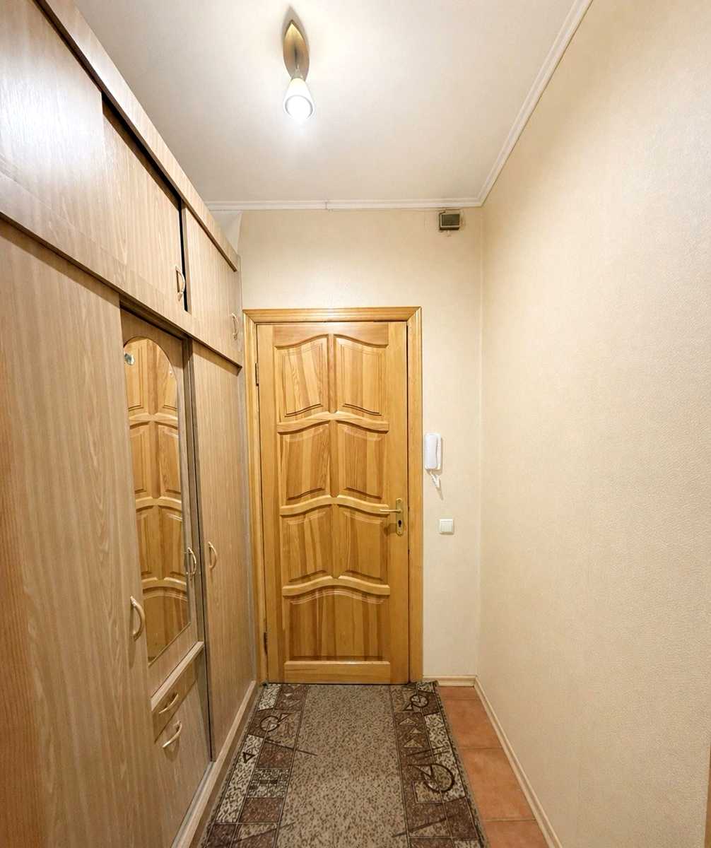 1872513508156884