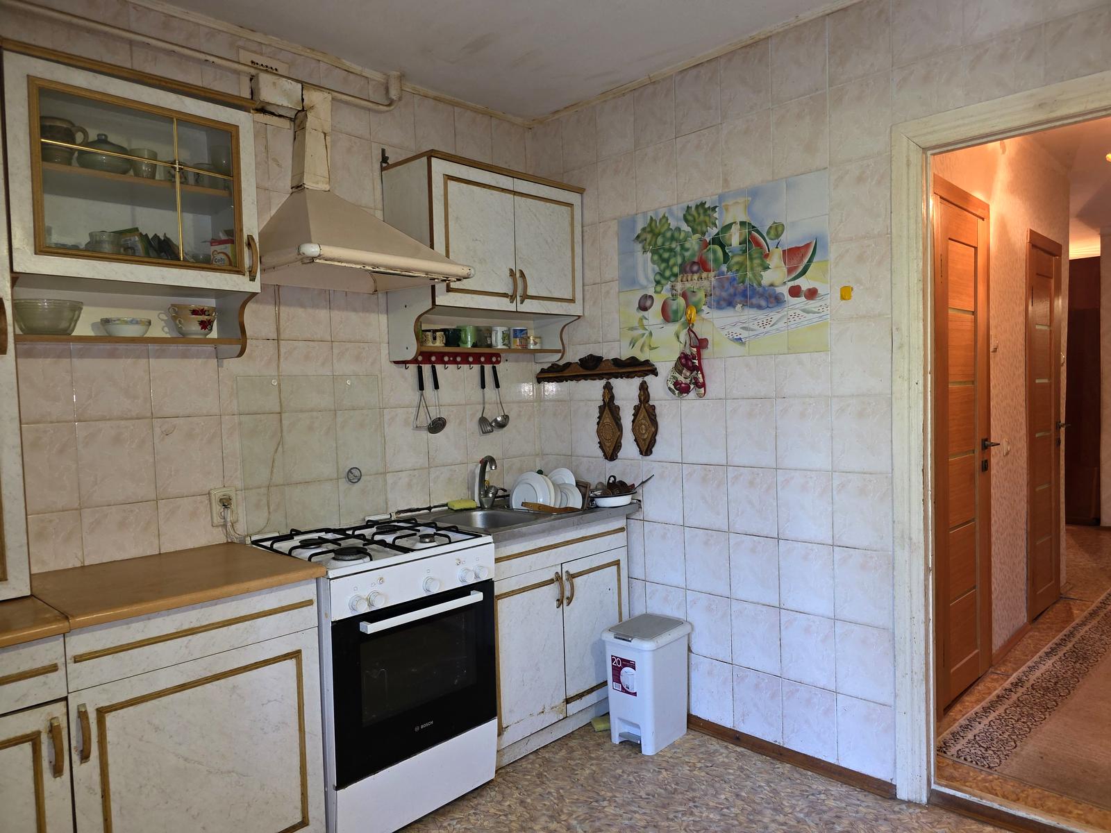 1872513679363347