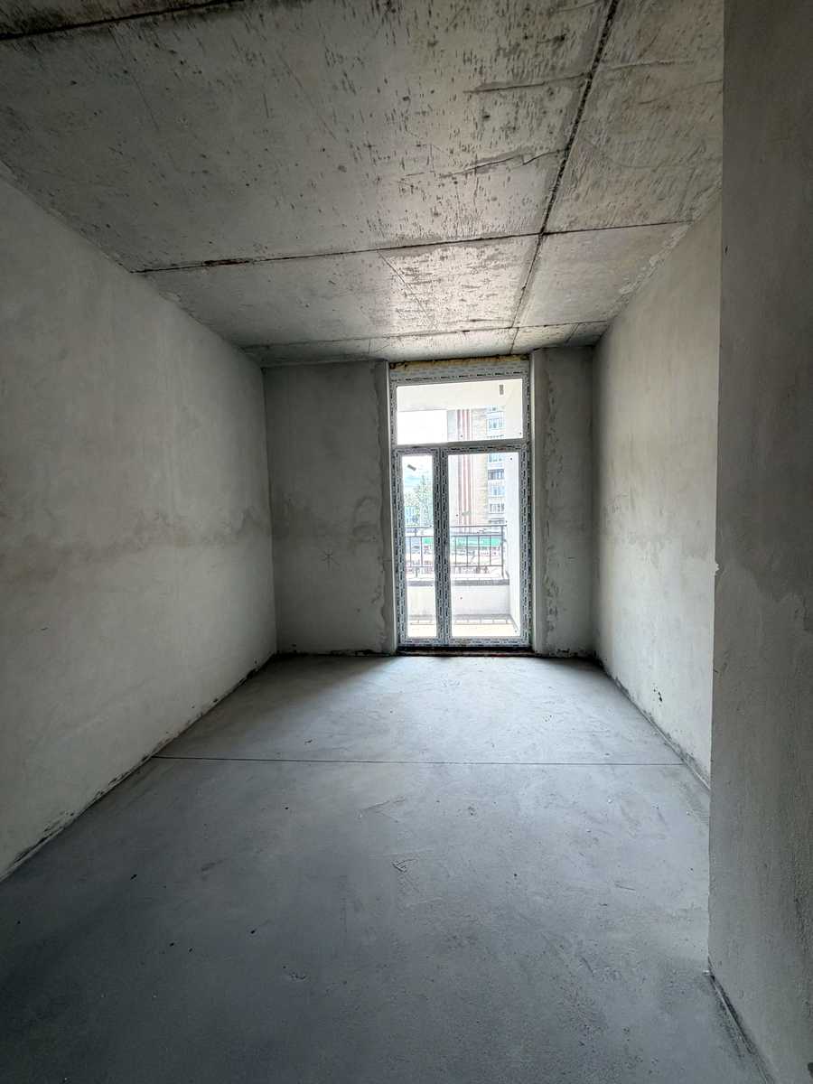 1872577037590813