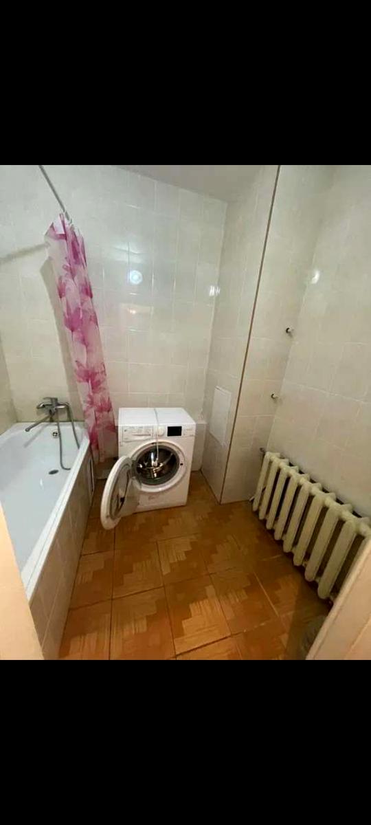 1872577838131053