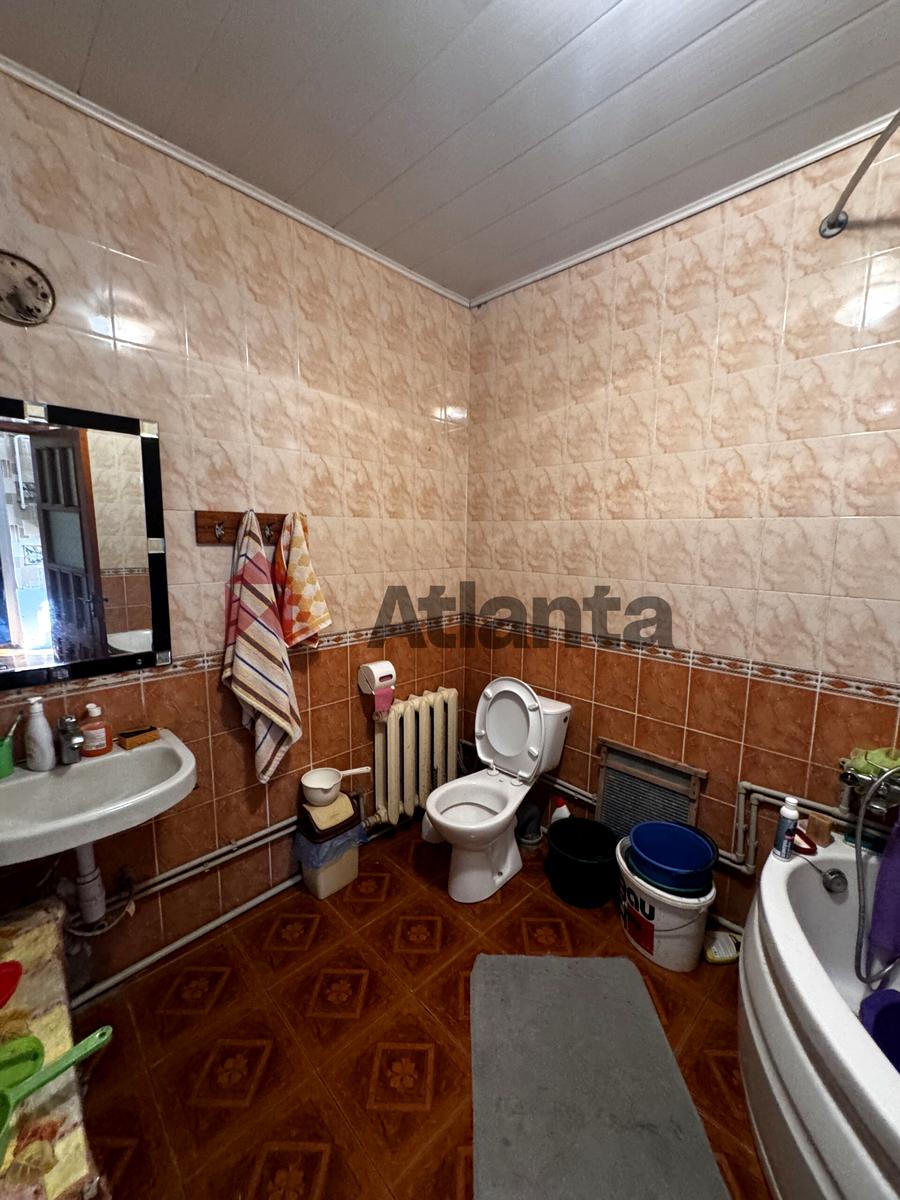 Дом по адресу ул. Садовая (площадь 170 м²) - imageAlt 12 Дом по адресу ул. Садовая (площадь 170 м²) - Atlanta.ua - imageAlt 12