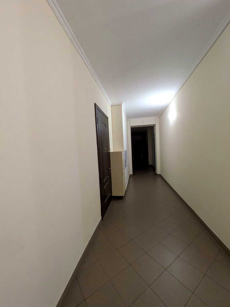 1872580805007227