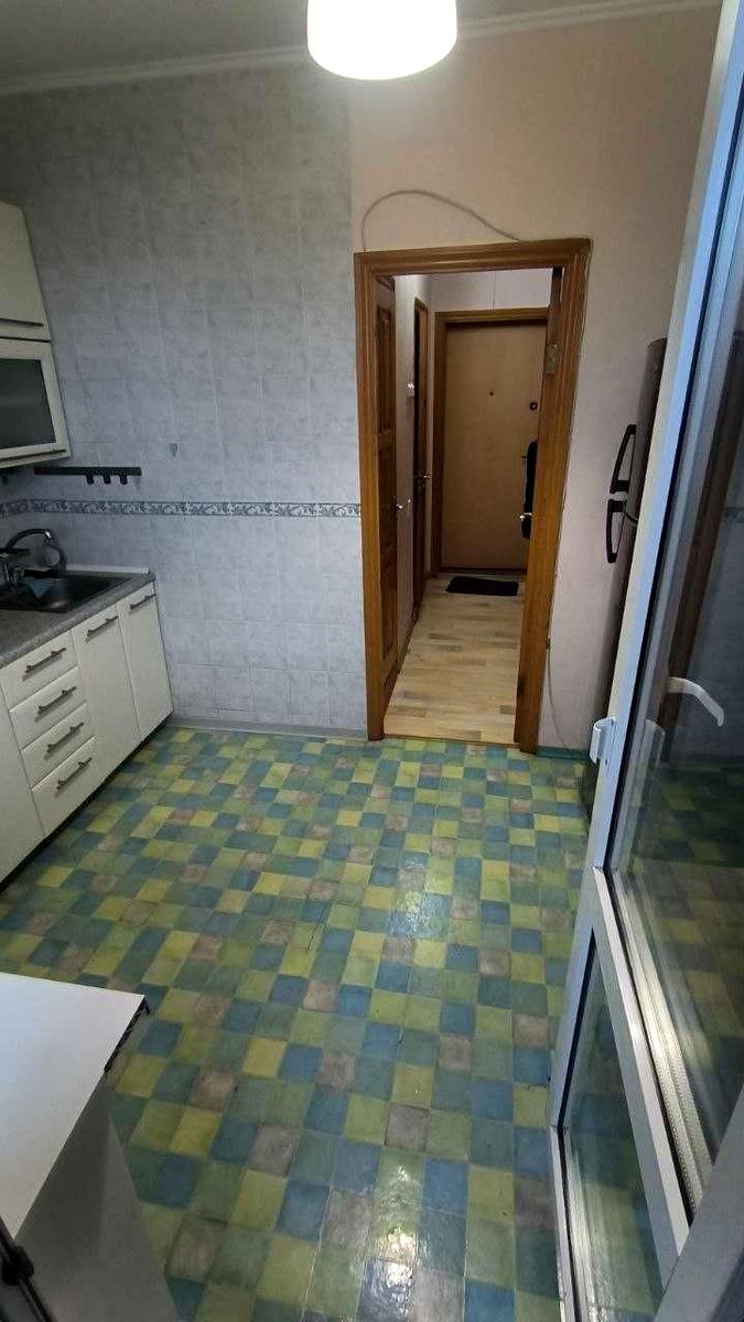 1872581174469281