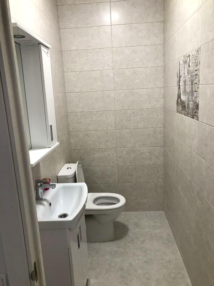 1872582775625954