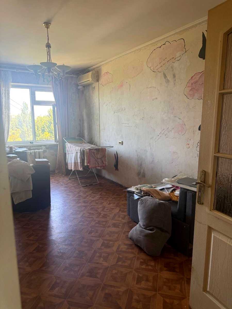 1872584505750971