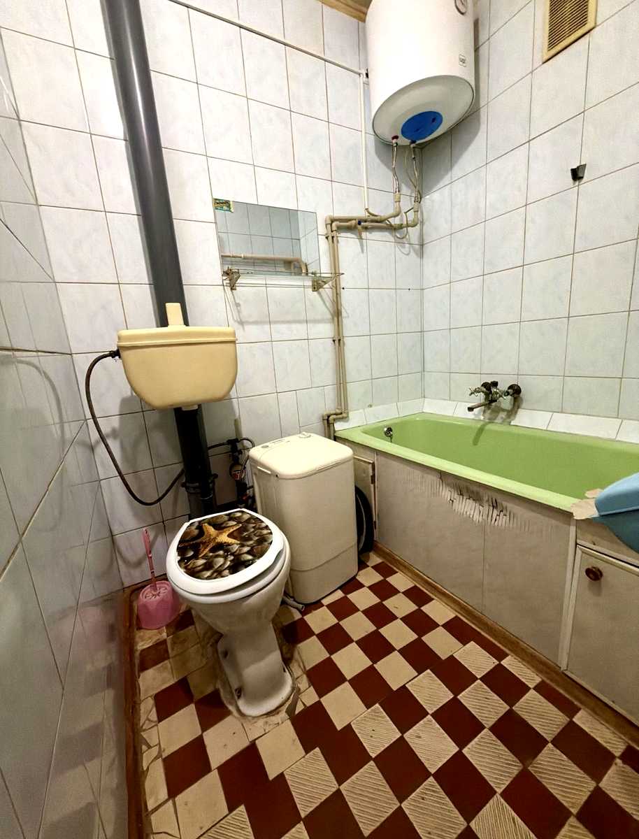 1872585120323251