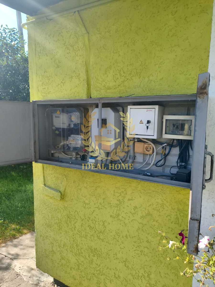 1872585314218529
